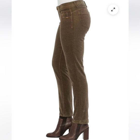 NWT Democracy "Ab"solution® Petite Corduroy Straight Leg Pants - Picture 3 of 14